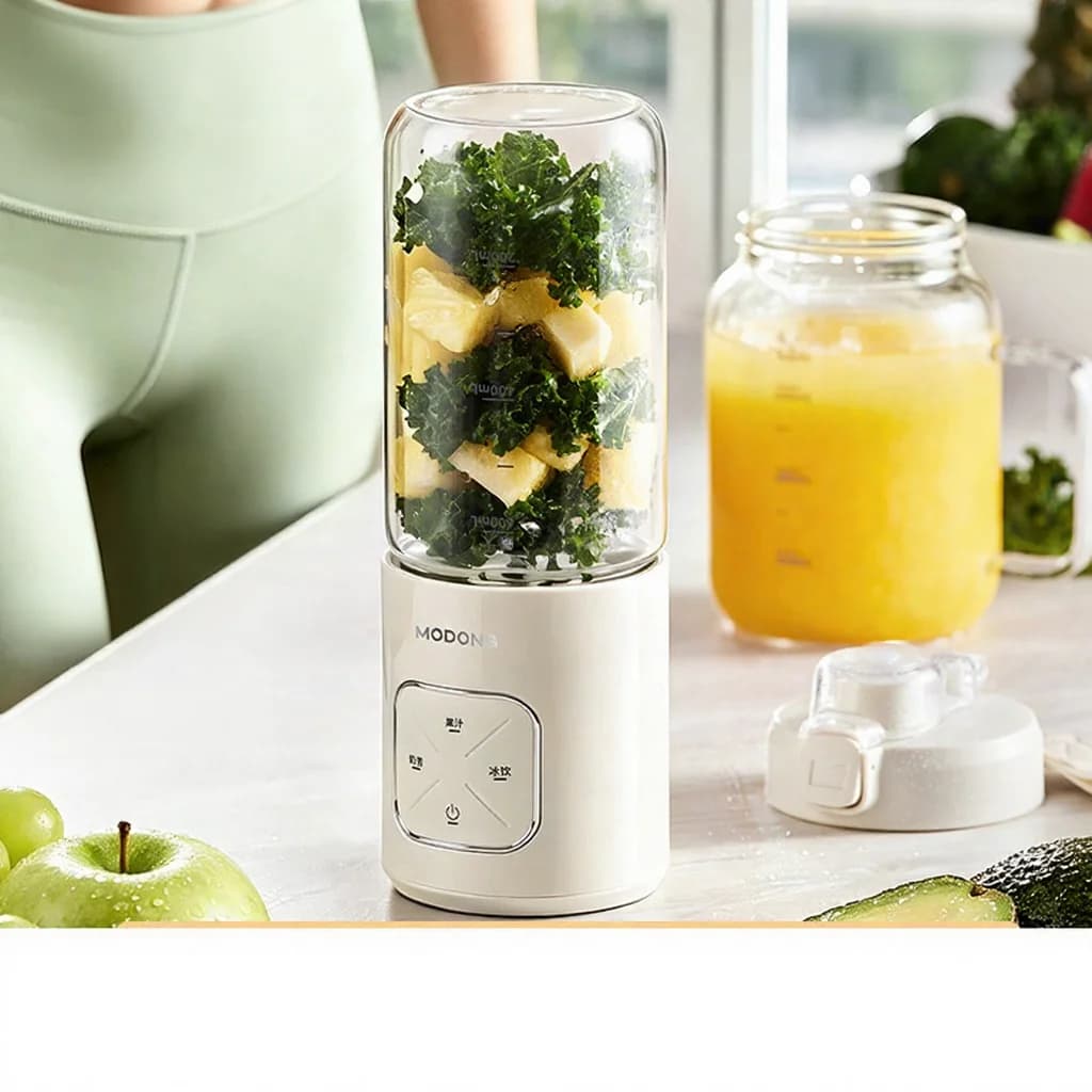 Kabelloser tragbarer Mixerbecher mit Eiszerkleinerung und zwei Bechern